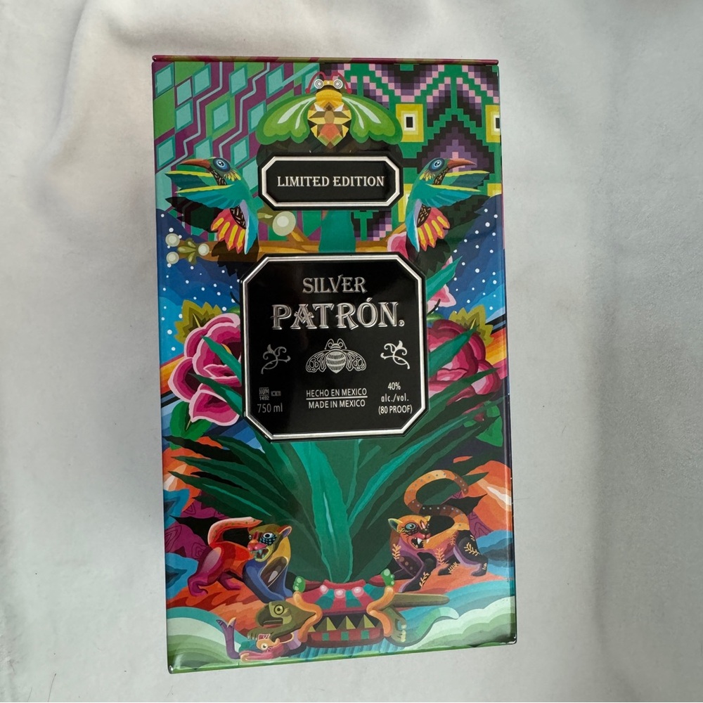 Patron Silver Tequila Tin Box Limited Edition For 750 ml Bottle Collectors - Picture 2 of 9